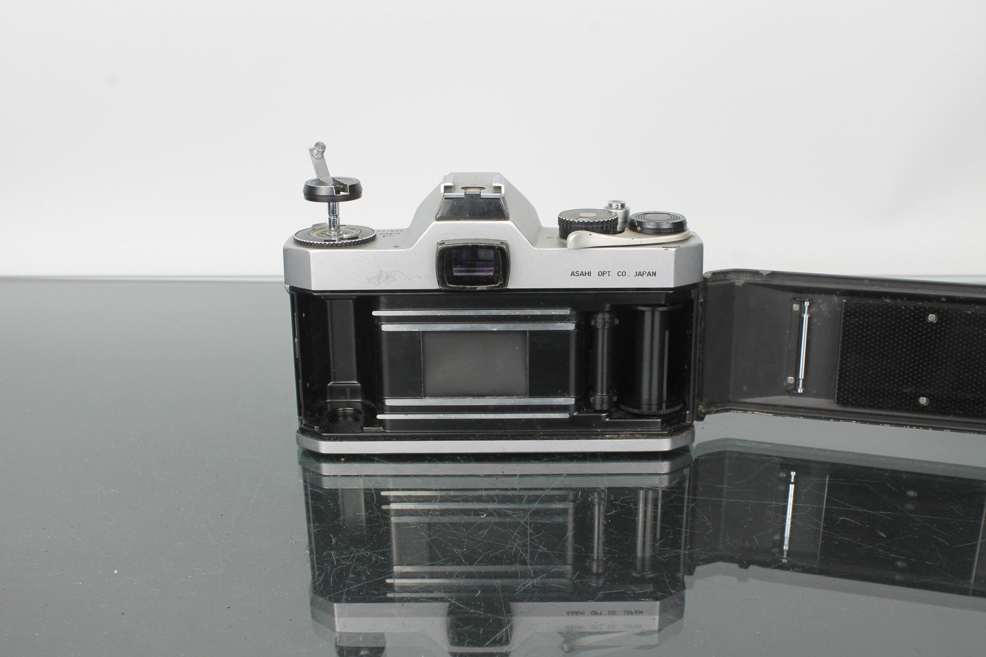 Asahi Pentax Spotmatic F + SMC Takumar 50mm f/1.4 - Dutch|Thrift