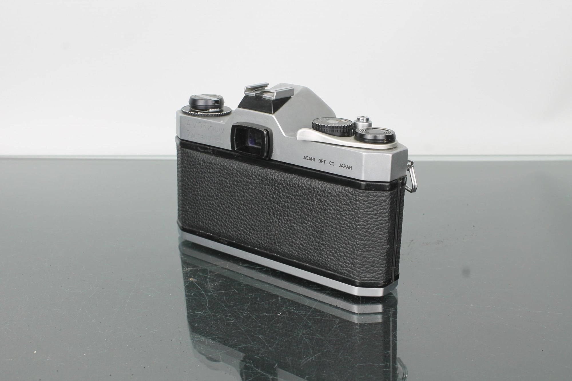 Asahi Pentax Spotmatic F + SMC Takumar 55mm f/1.8 - Dutch|Thrift