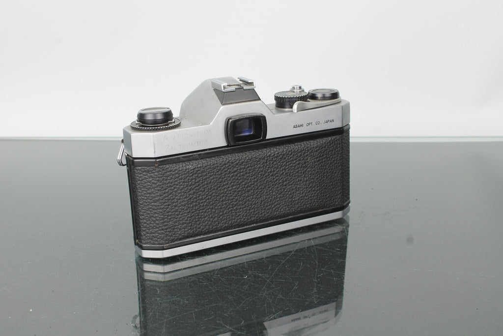 Asahi Pentax Spotmatic F + SMC Takumar 55mm f/1.8 - Dutch|Thrift