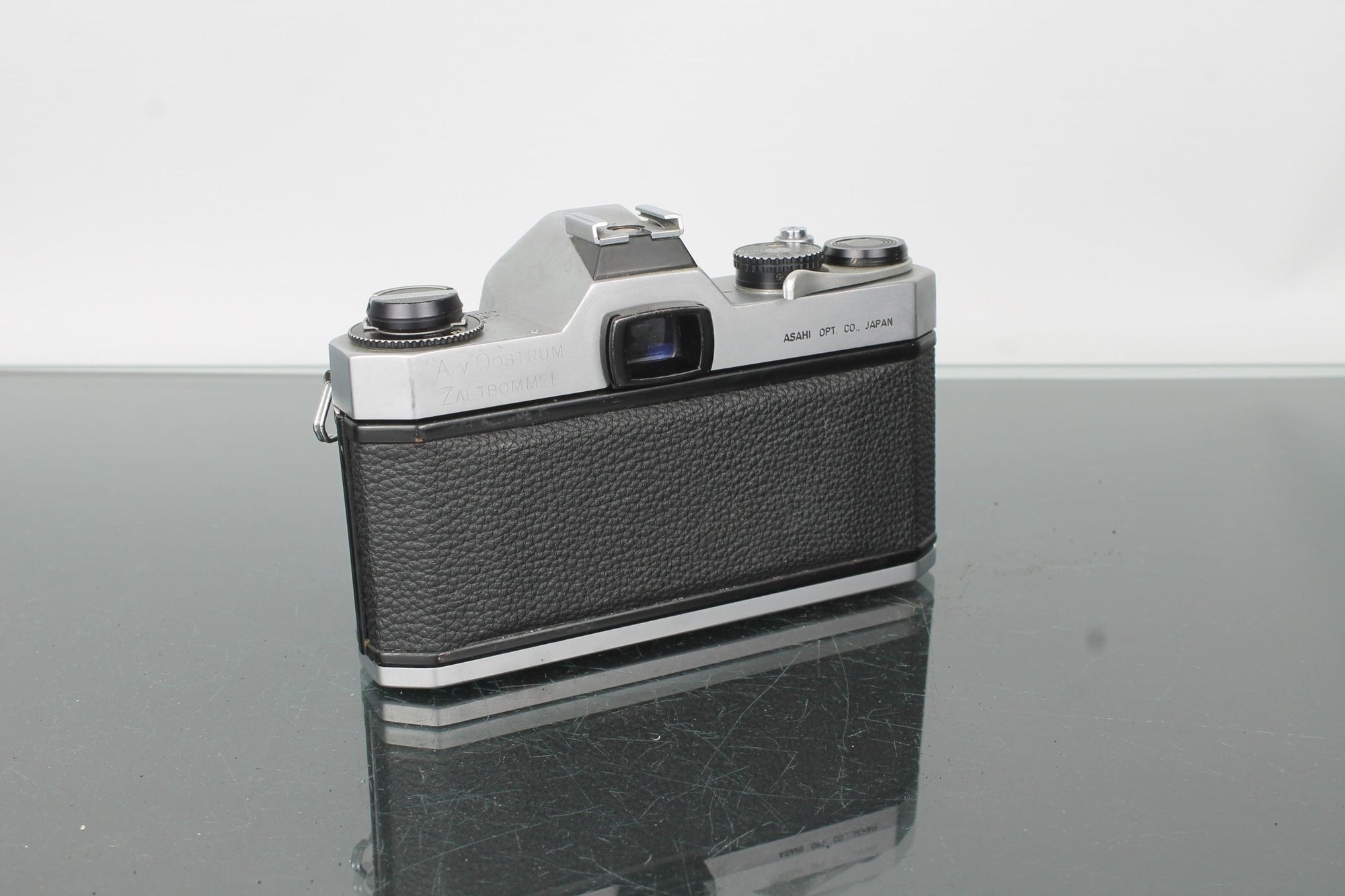 Asahi Pentax Spotmatic F + SMC Takumar 55mm f/1.8 - Dutch|Thrift