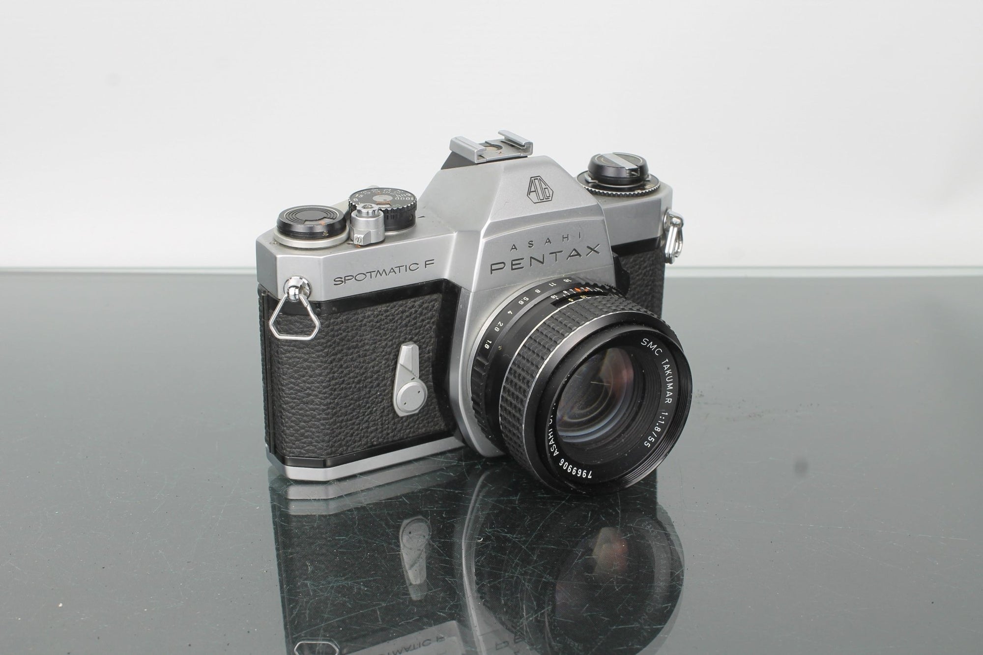 Asahi Pentax Spotmatic F + SMC Takumar 55mm f/1.8 - Dutch|Thrift