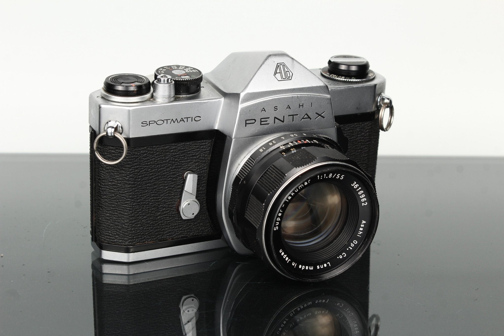 Pentax Spotmatic SP 35mm SLR Camera – Dutch|Thrift
