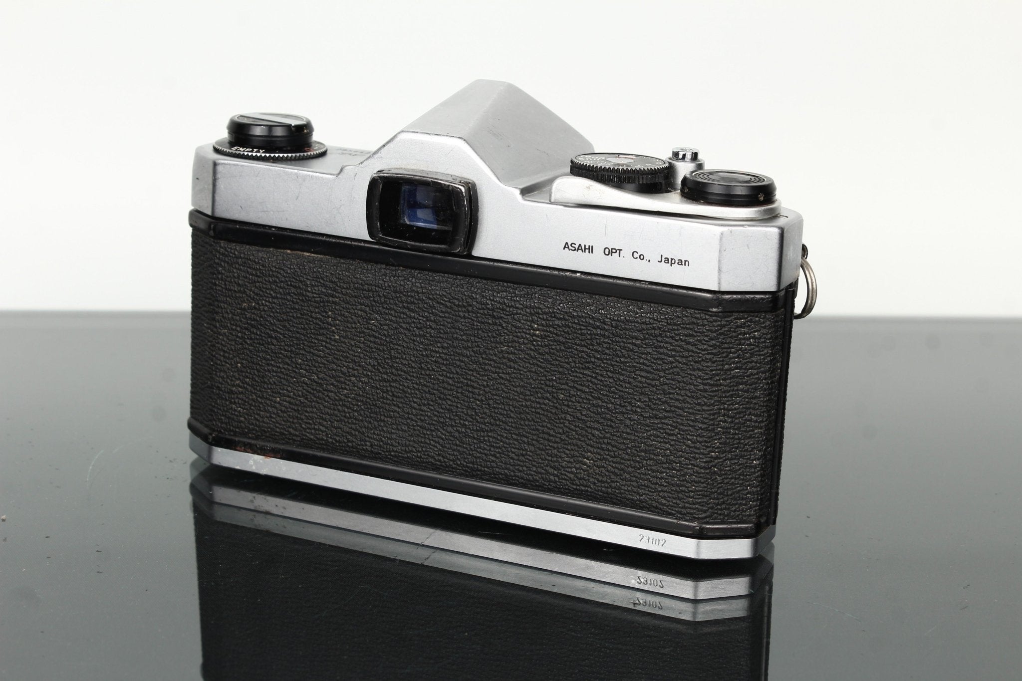 Pentax Spotmatic SP 35mm SLR Camera – Dutch|Thrift
