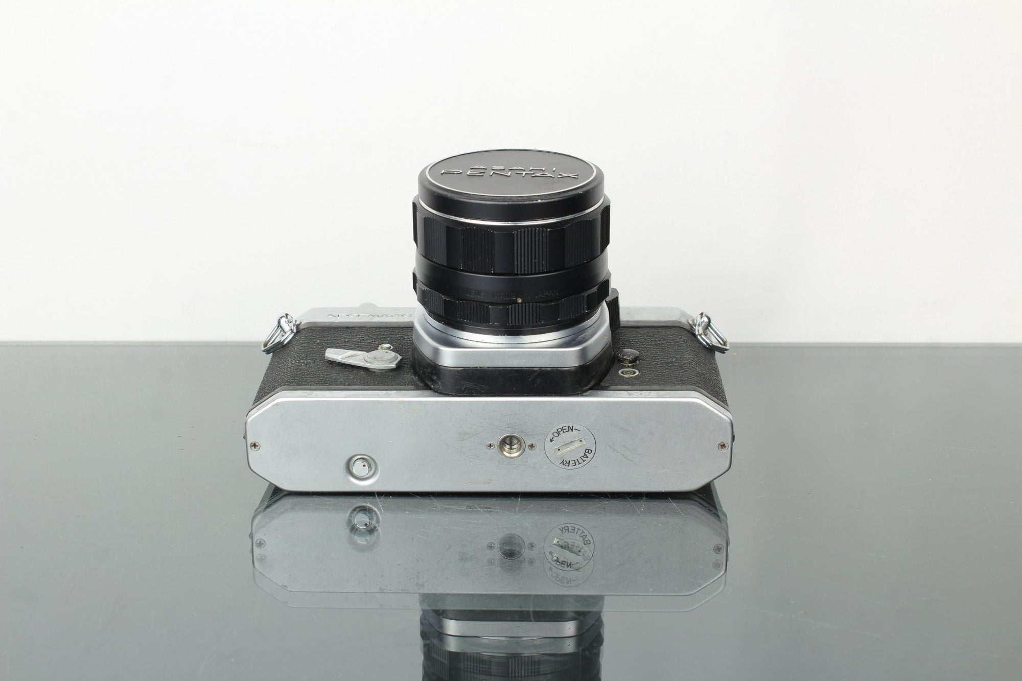 Asahi Pentax Spotmatic SP II + 55mm f/1.8 - Dutch|Thrift