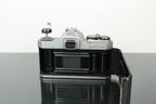 Asahi Pentax SpotMatic SP + Takumar 55mm f/1.8 M42 lens - Dutch|Thrift