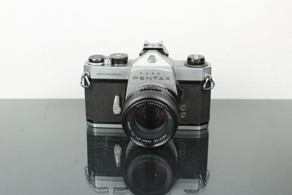 Asahi Pentax SpotMatic SP + Takumar 55mm f/1.8 M42 lens - Dutch|Thrift