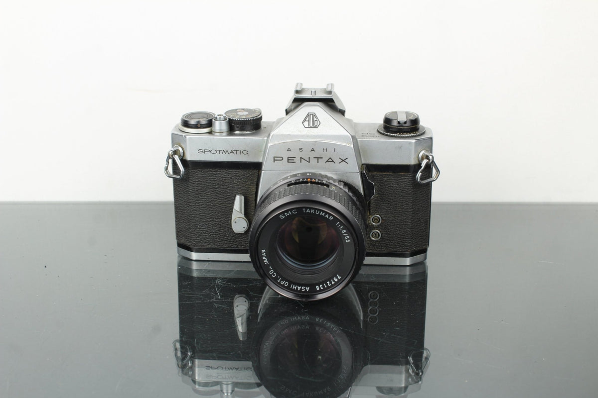 Asahi Pentax SpotMatic SP + Takumar 55mm f/1.8 M42 lens - Dutch|Thrift