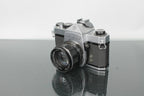 Asahi Pentax Spotmatic + Takumar 55mm f/1.8 - Dutch|Thrift