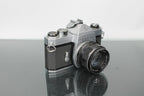 Asahi Pentax Spotmatic + Takumar 55mm f/1.8 - Dutch|Thrift