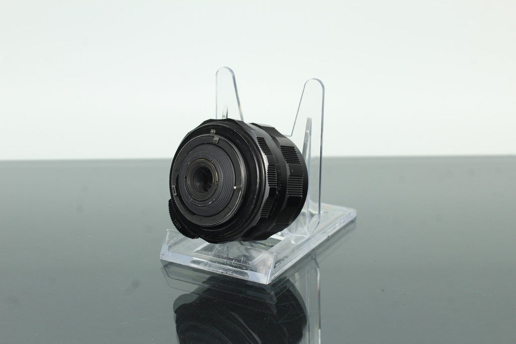 Asahi S - M - C Takumar 28mm f/3.5 - Dutch|Thrift