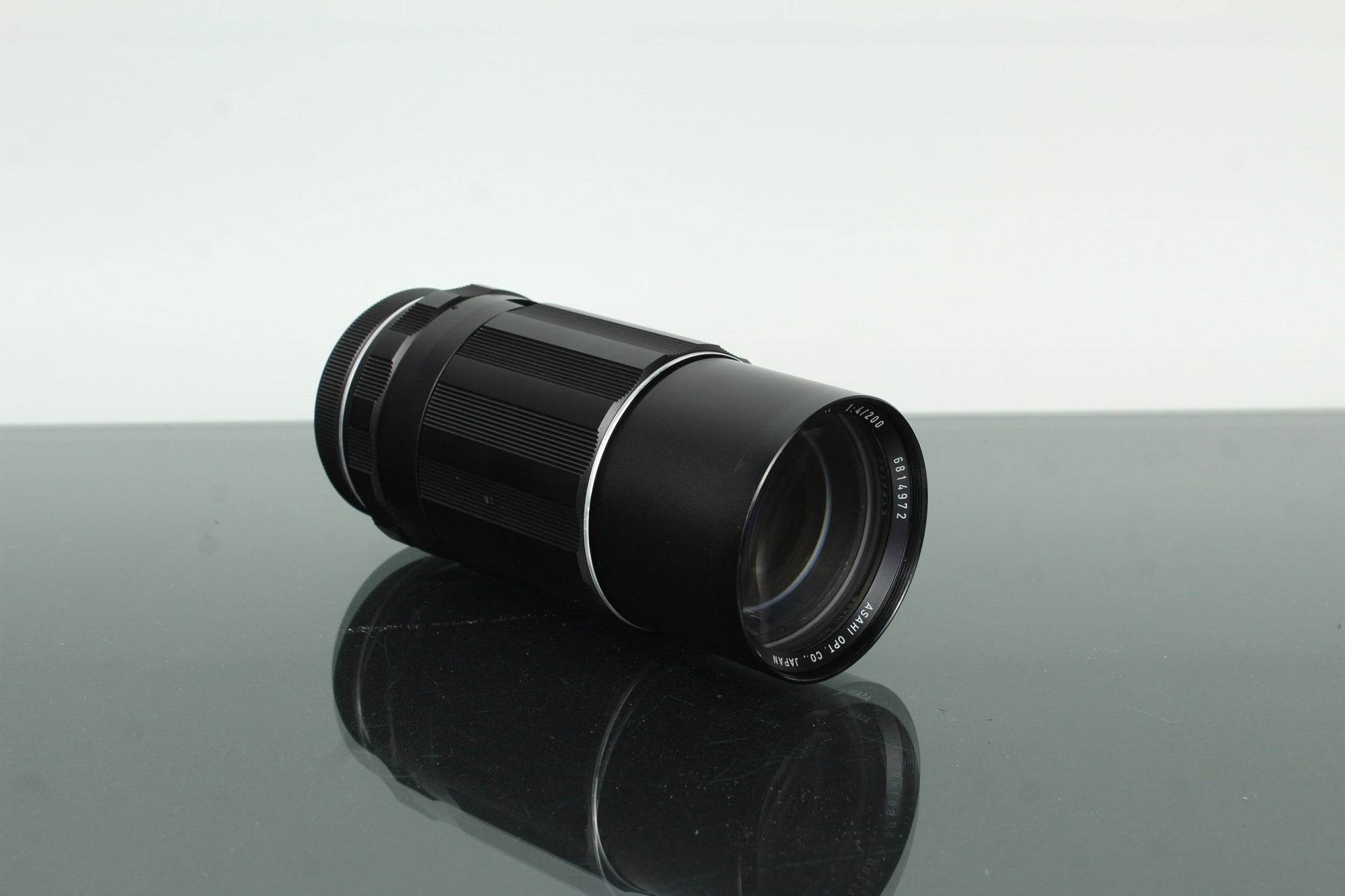 Asahi SMC TAKUMAR 200mm f/4 - Dutch|Thrift