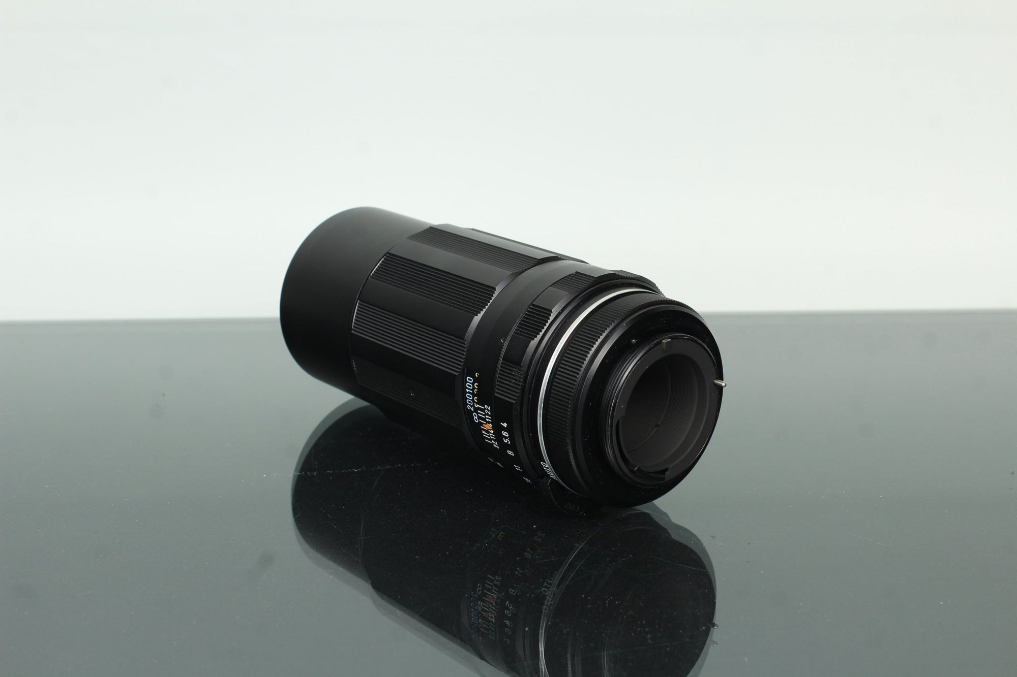 Asahi SMC TAKUMAR 200mm f/4 - Dutch|Thrift