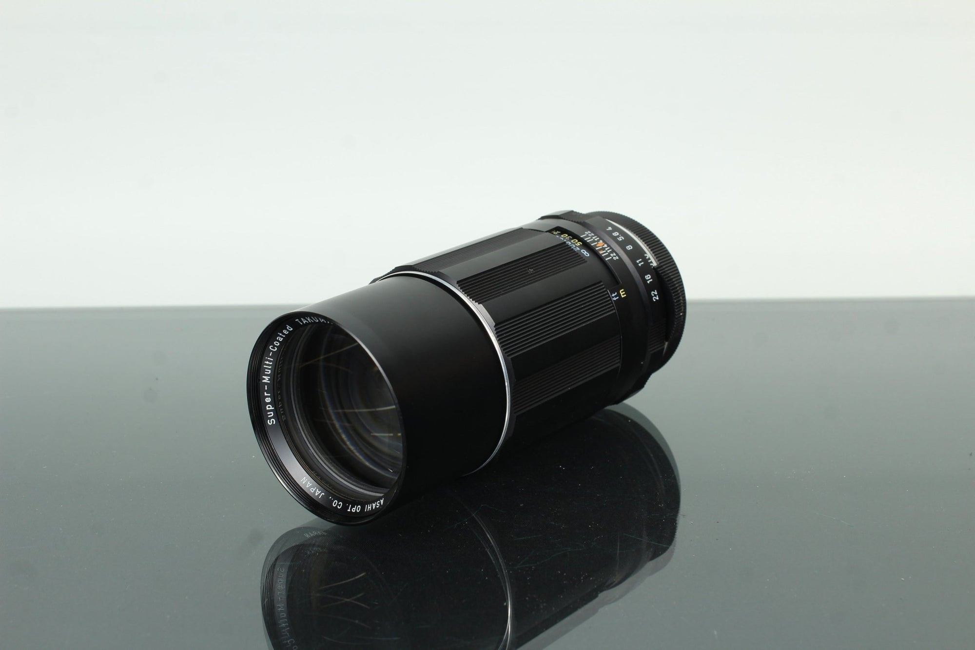 Asahi SMC TAKUMAR 200mm f/4 - Dutch|Thrift