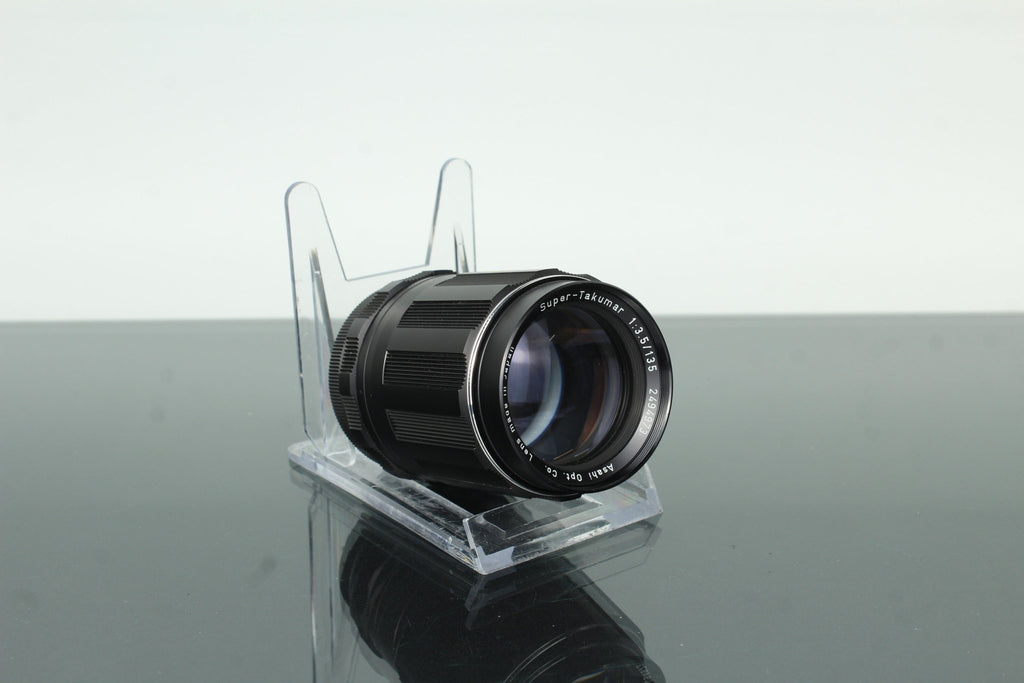 Asahi Super - Takumar 135mm f/3.5 - Dutch|Thrift