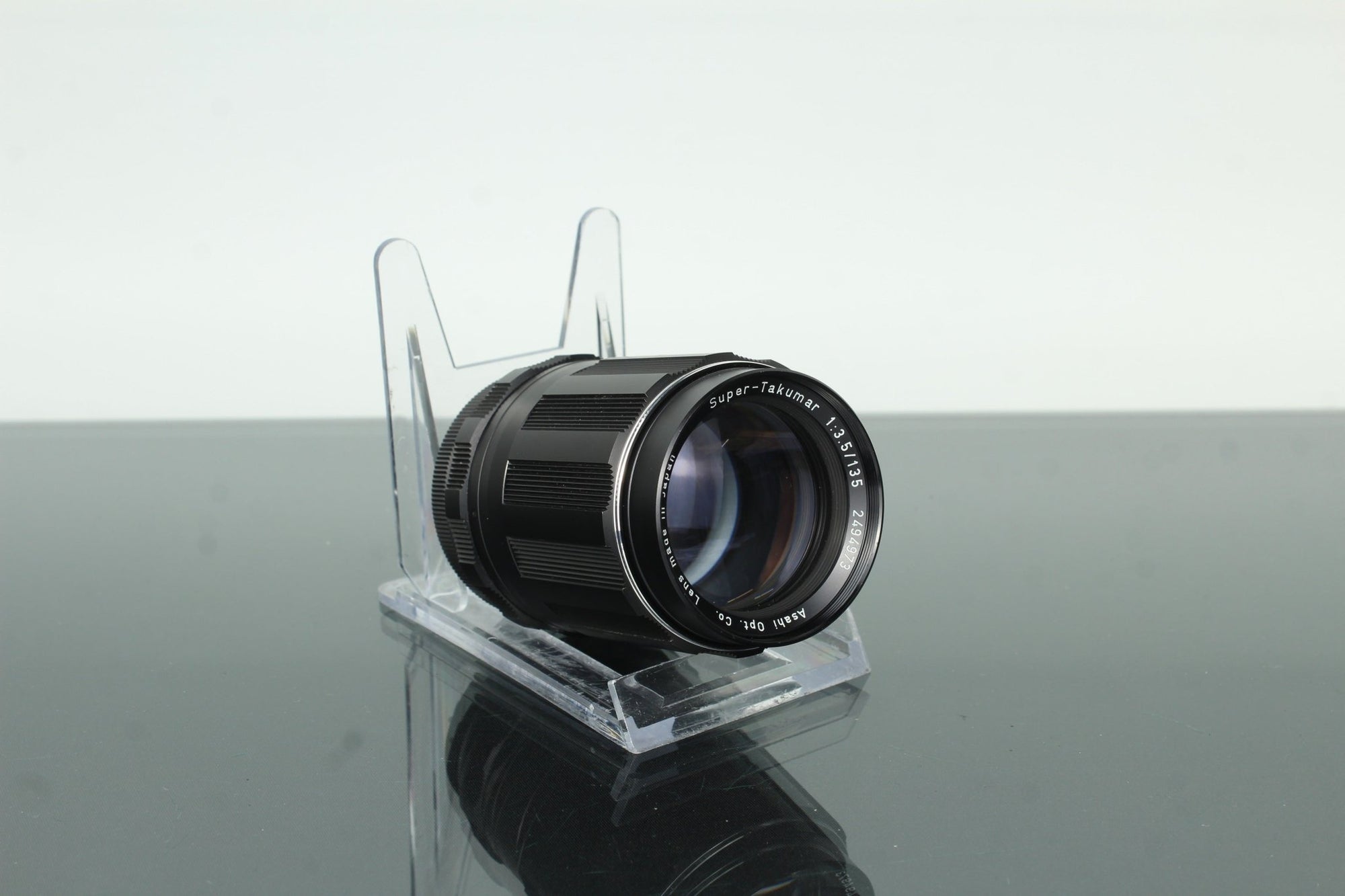 Asahi Super - Takumar 135mm f/3.5 - Dutch|Thrift