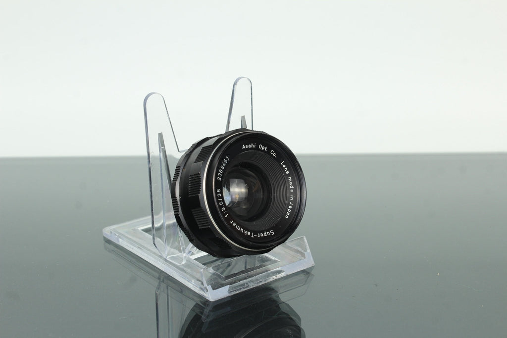 Asahi Super - Takumar 35mm f/3.5 - Dutch|Thrift