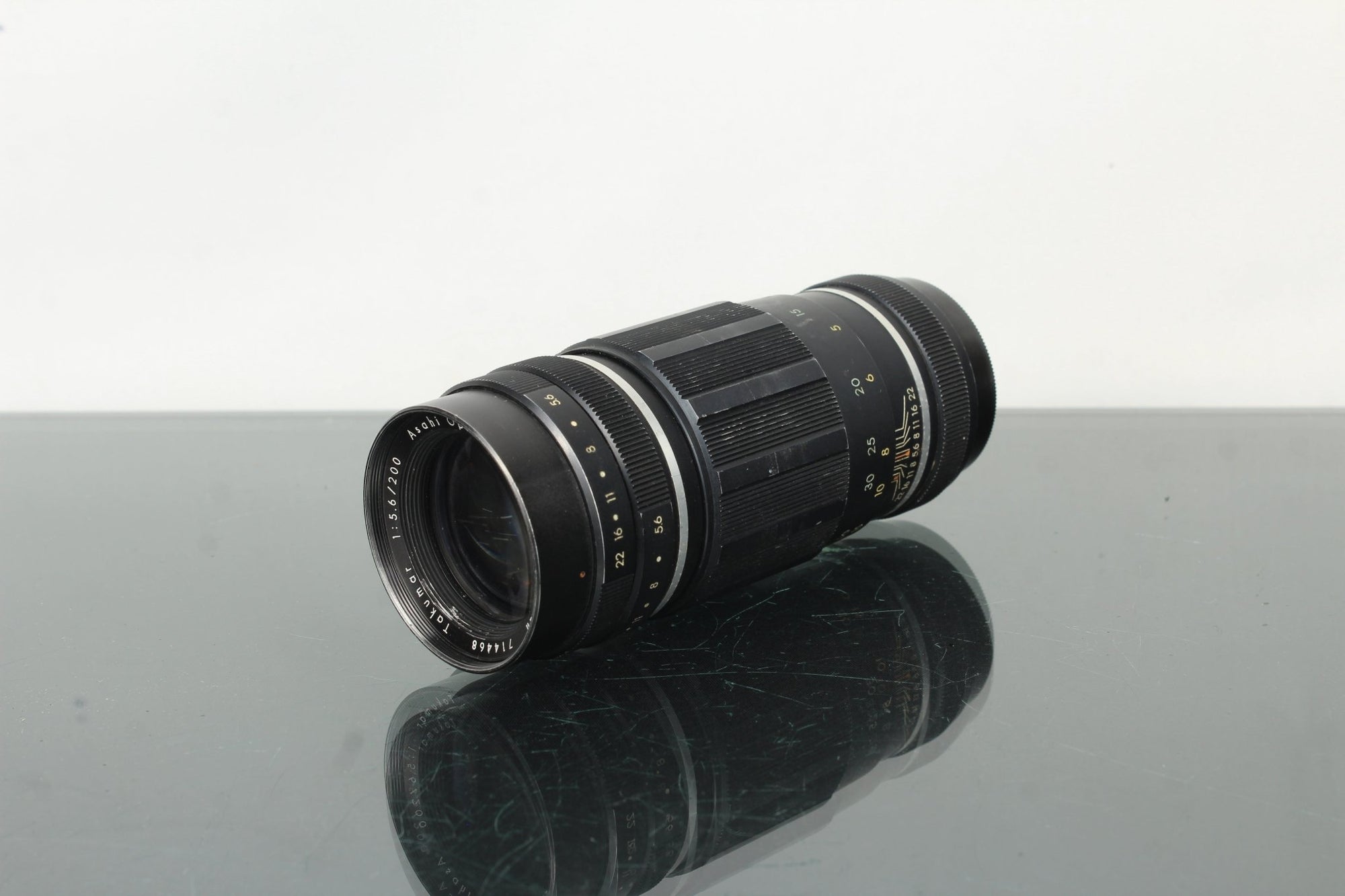 Asahi Takumar 1:5.6/200mm M42 mount - Dutch|Thrift
