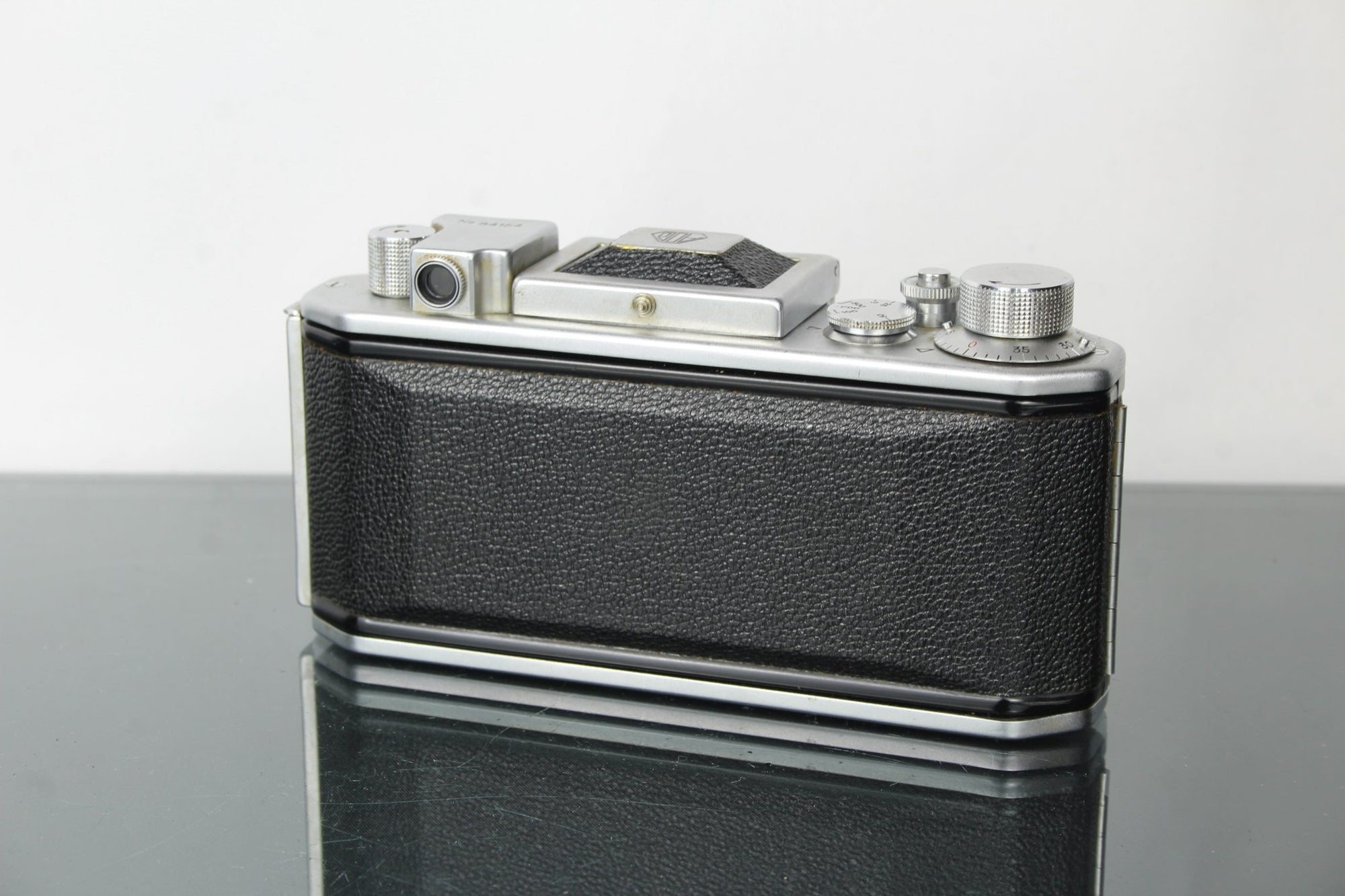 Asahiflex + 50mm 1:3.5 Asahi - Kogaku Takumar lens - Dutch|Thrift