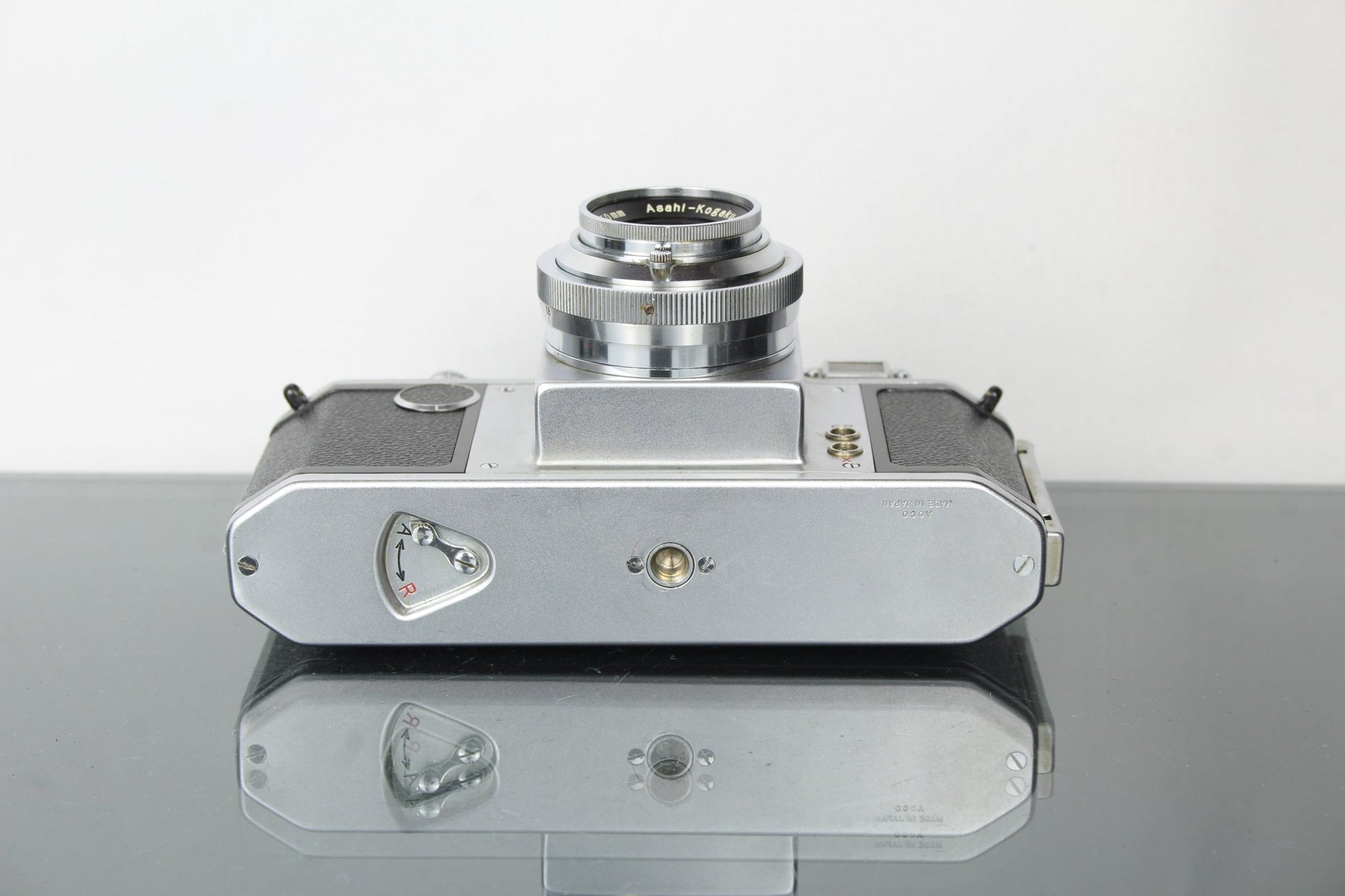 Asahiflex + 50mm 1:3.5 Asahi - Kogaku Takumar lens - Dutch|Thrift