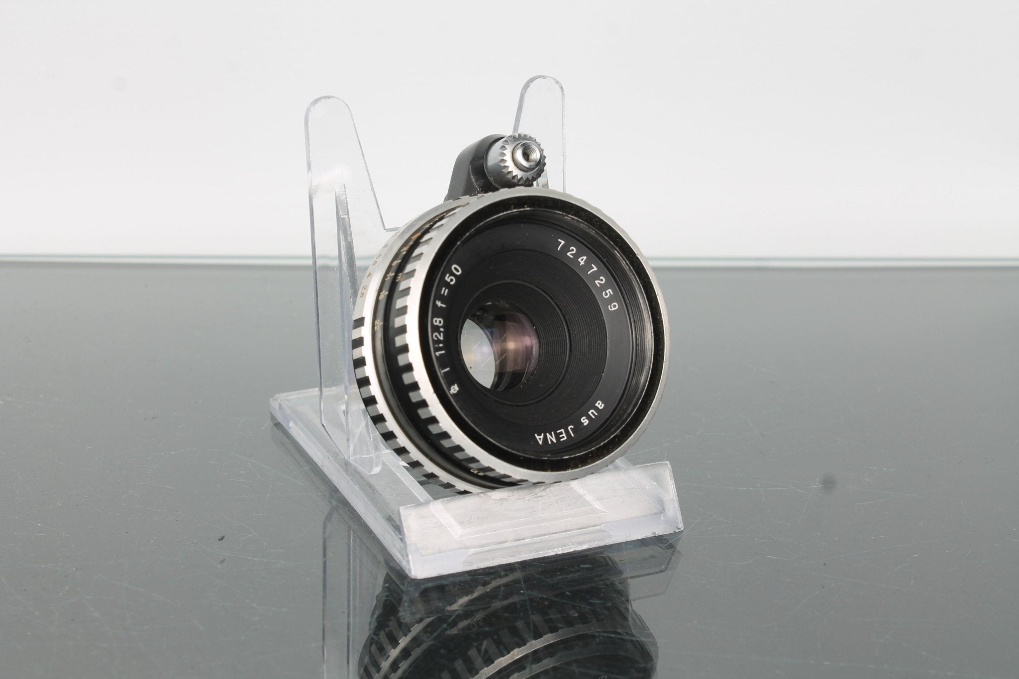 Carl Zeiss Jena Tessar 50mm f/2.8 Lens – Dutch|Thrift Carl Zeiss Jena Tessar 50mm f/2.8 Lens – Dutch|Thrift