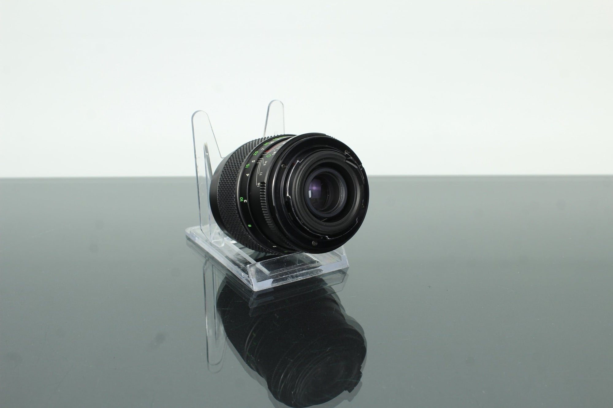 Auto Revenon 135mm f/2.8 Pentax PK Mount - Dutch|Thrift