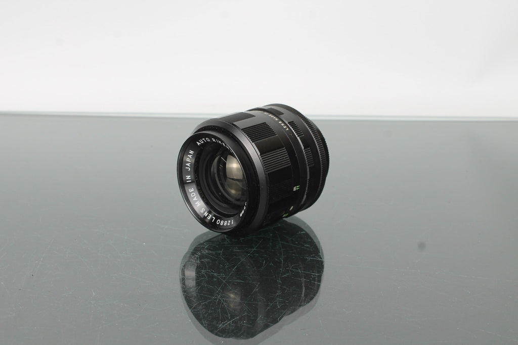 Auto Rikenon 35mm 1:2.8 - Dutch|Thrift