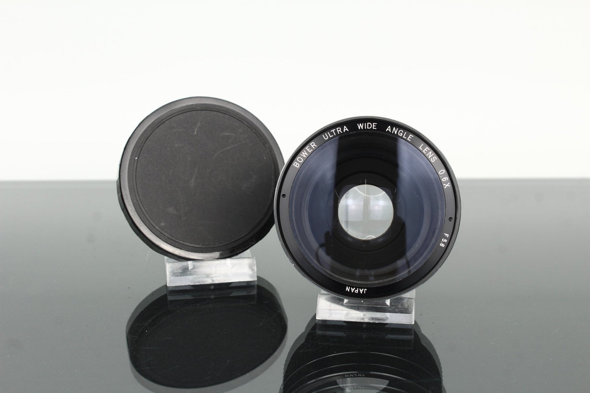 Bower Ultra Wide Angle Lens 0.6X F5.6 - Dutch|Thrift