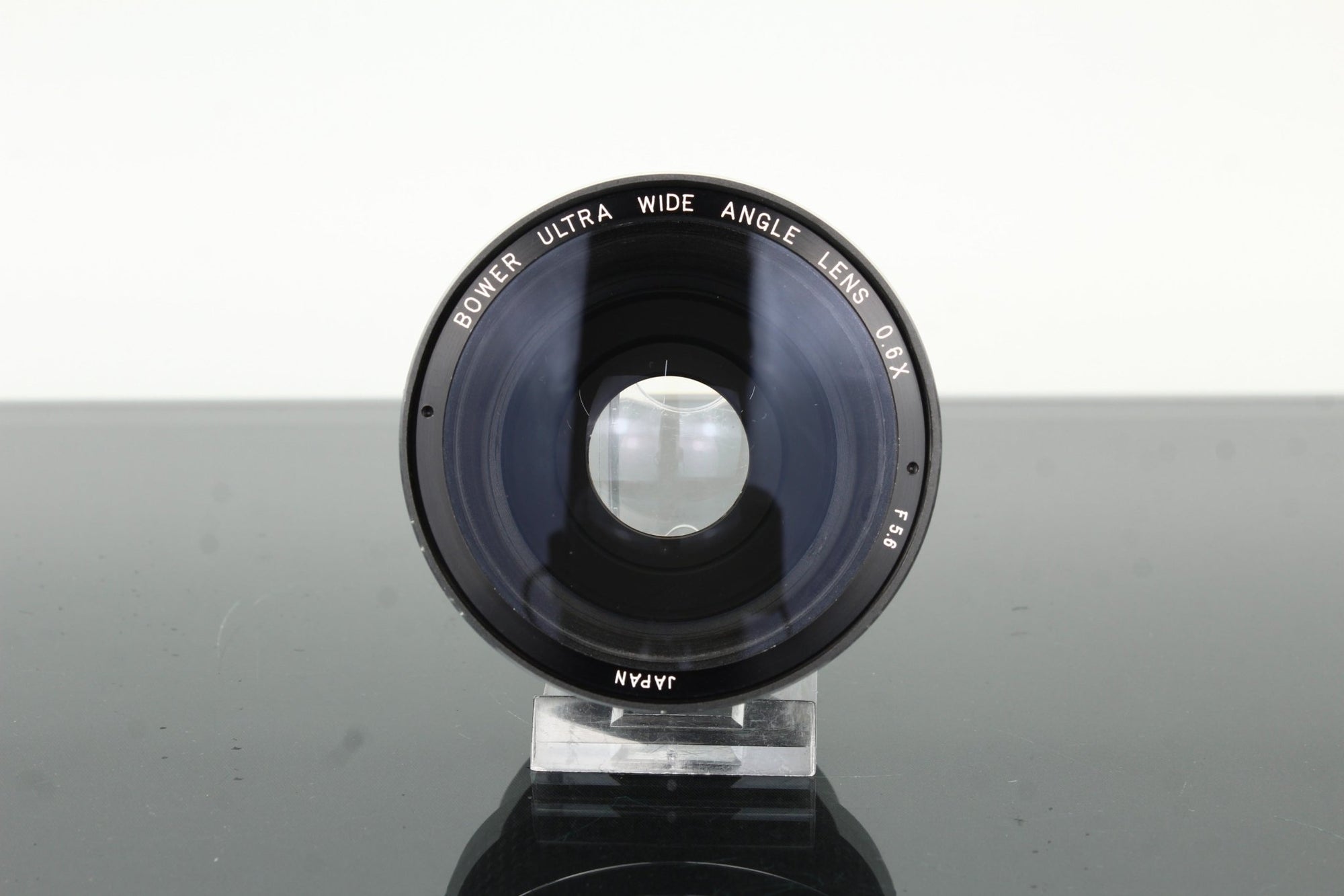 Bower Ultra Wide Angle Lens 0.6X F5.6 - Dutch|Thrift