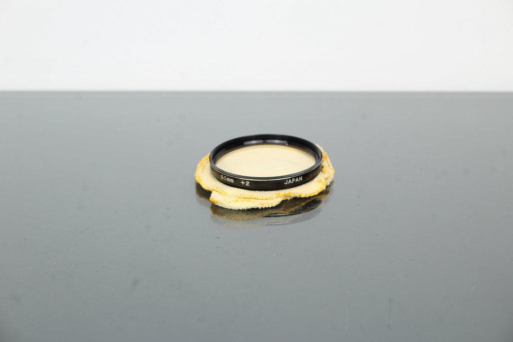 Canon AE - 1 + 50mm 1.8 Canon FD lens - Dutch|Thrift