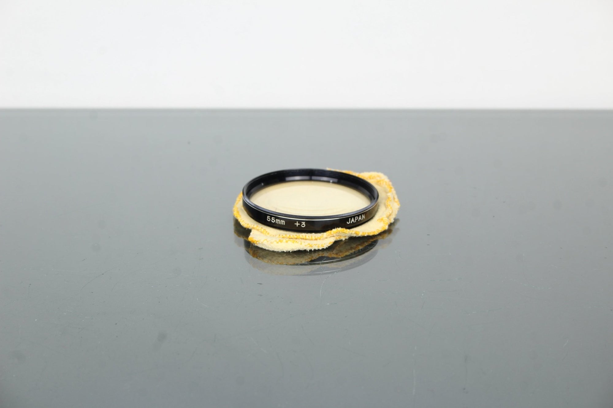 Canon AE - 1 + 50mm 1.8 Canon FD lens - Dutch|Thrift