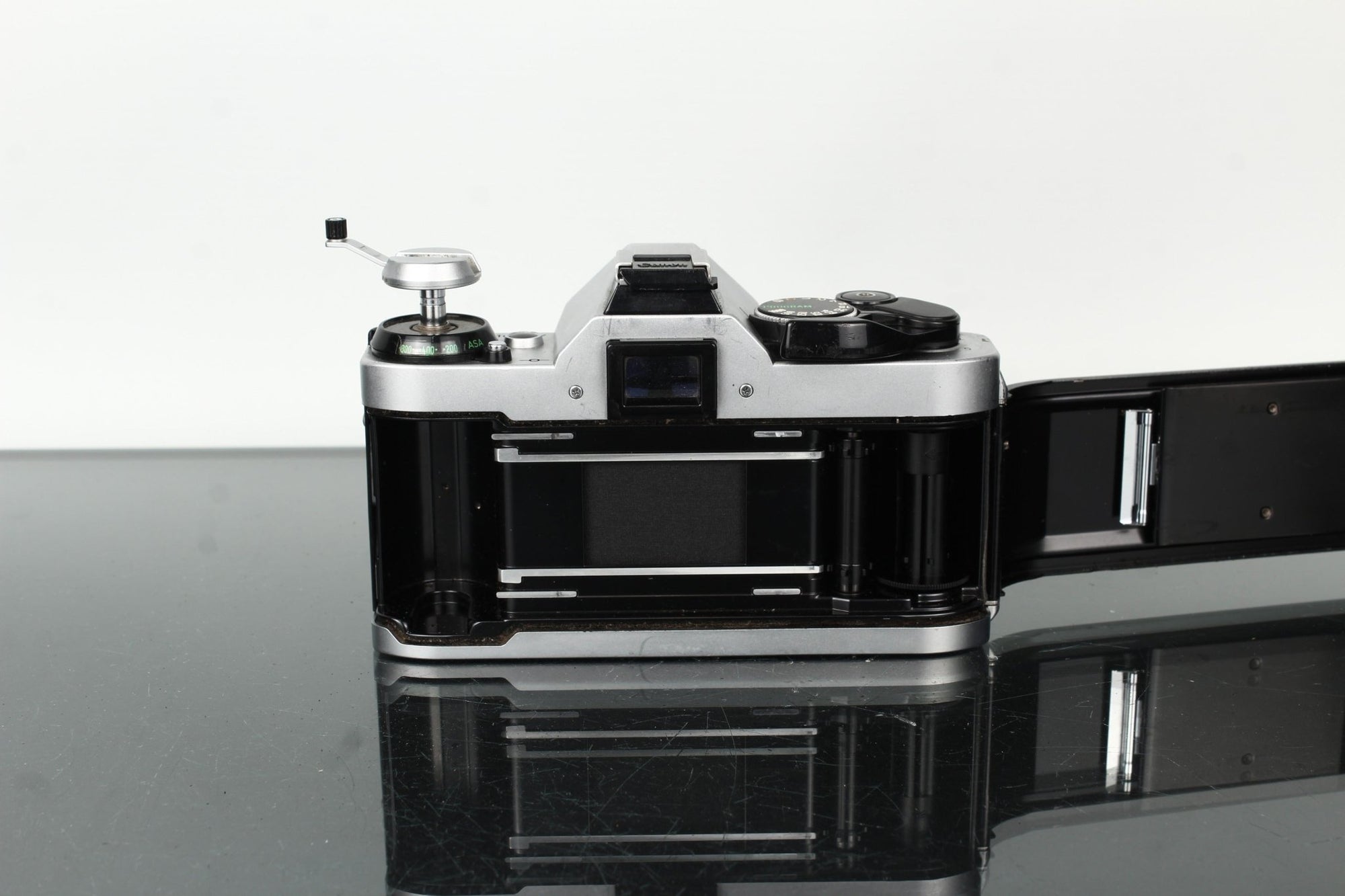 Canon AE - 1 Program - Dutch|Thrift