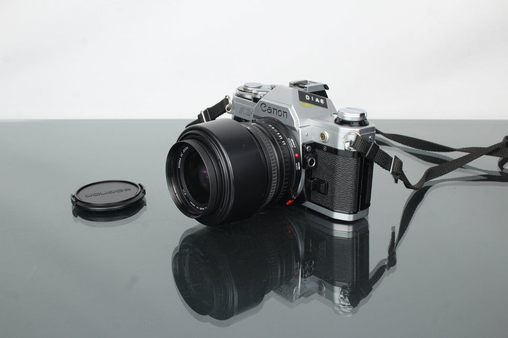 Canon AE - 1 + Sigma UC Zoom 3.5 - 4.5 lens - Dutch|Thrift