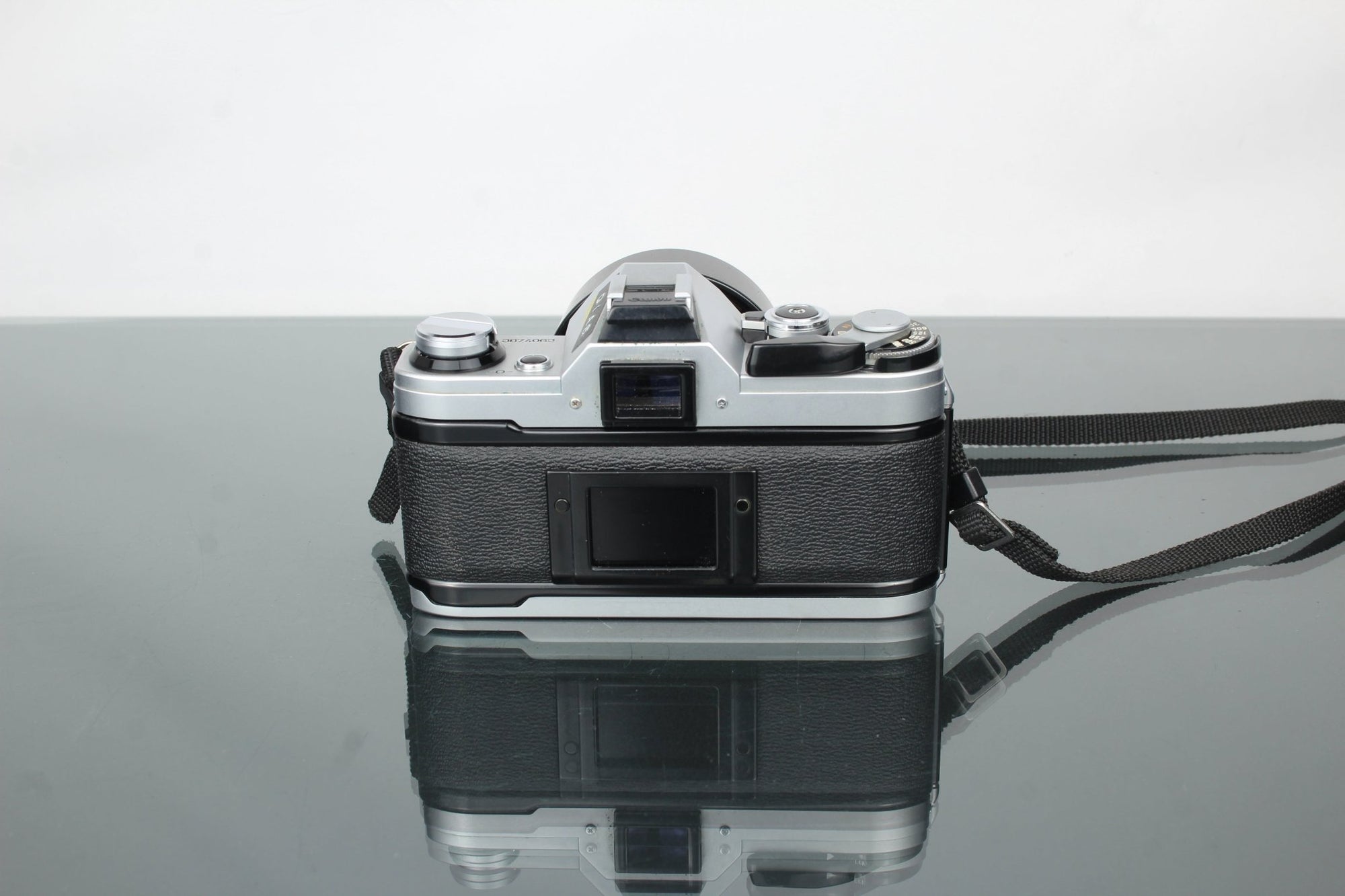 Canon AE - 1 + Sigma UC Zoom 3.5 - 4.5 lens - Dutch|Thrift