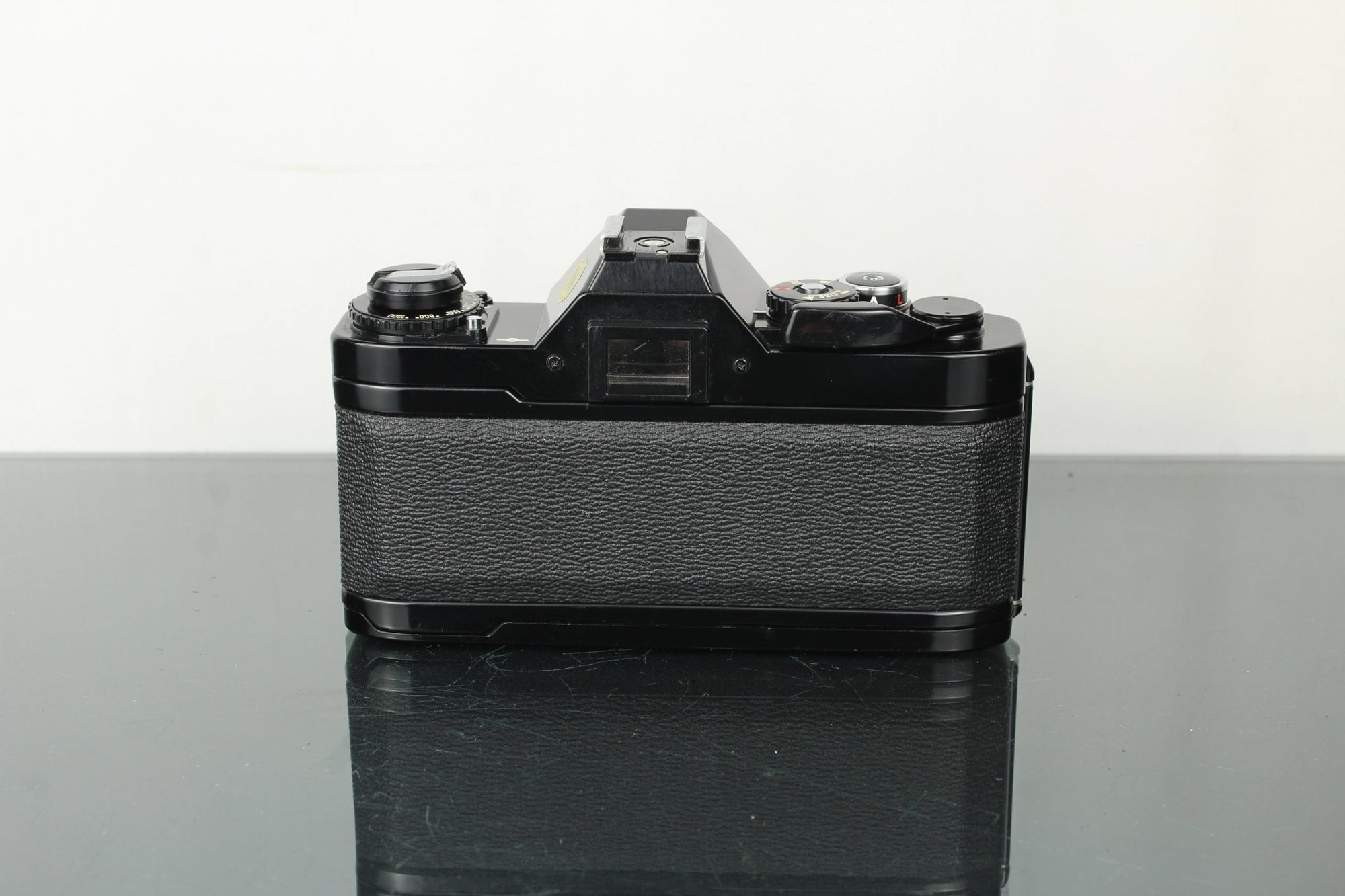 Canon AV - 1 + 50mm 1.8 FD lens - Dutch|Thrift