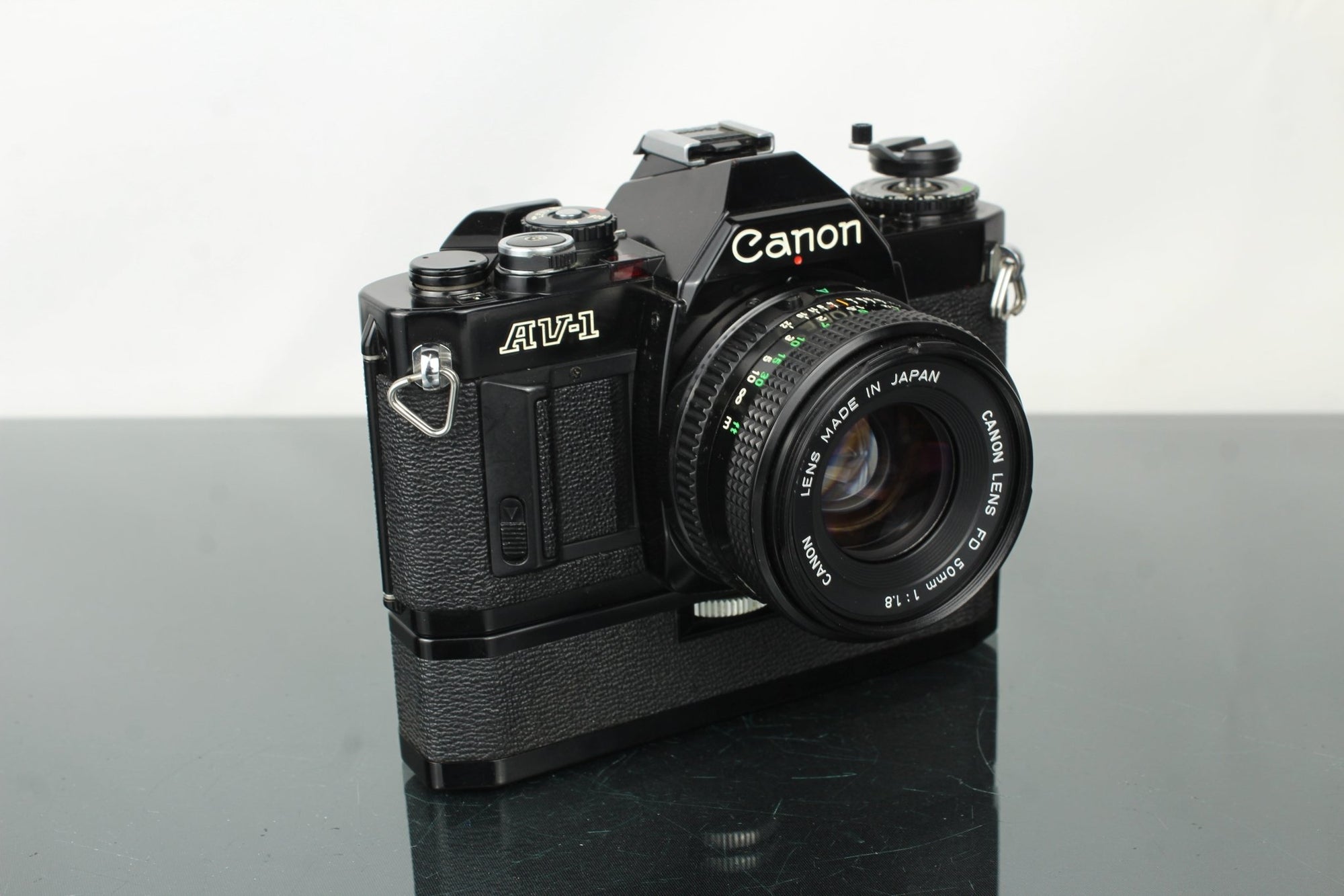 Canon AV - 1 + 50mm 1.8 FD lens - Dutch|Thrift