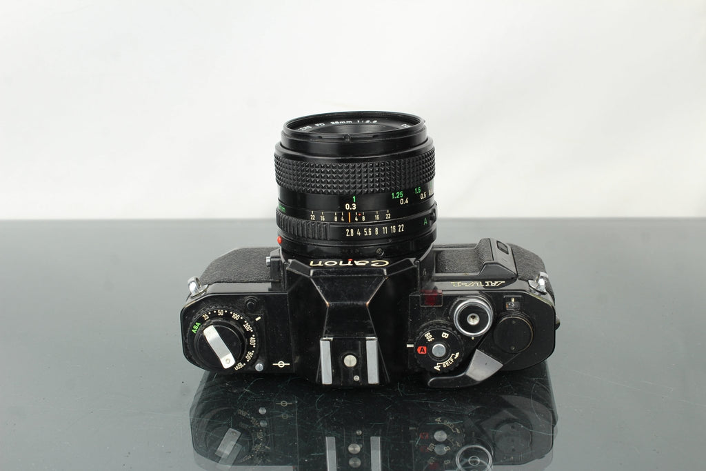 Canon AV - 1 + Canon FD 28mm 1:2.8 lens - Dutch|Thrift