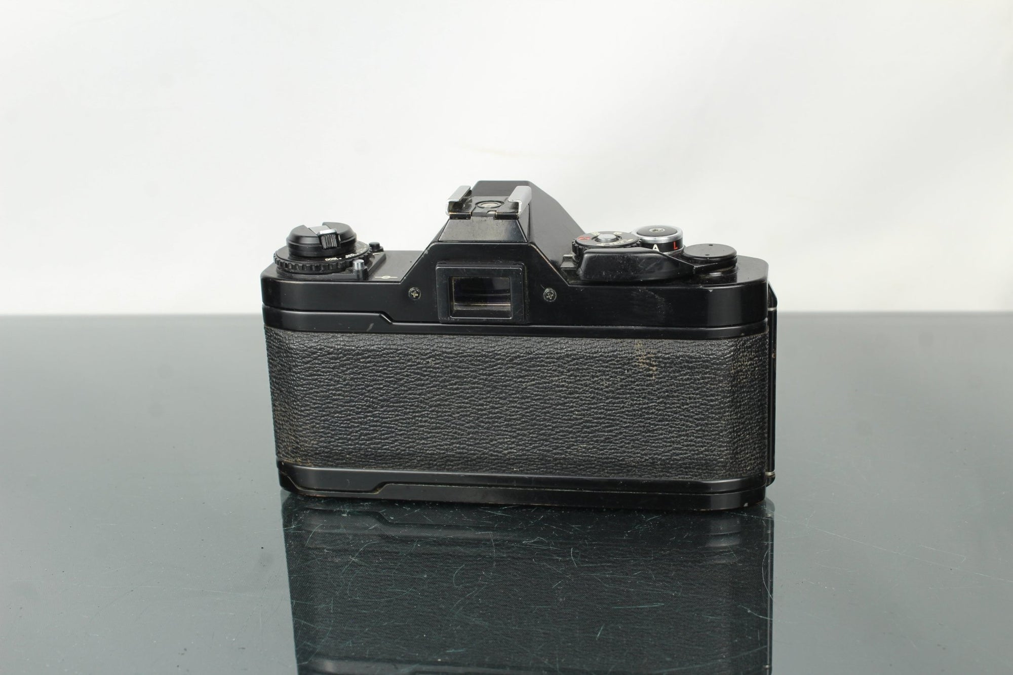 Canon AV - 1 + Canon FD 28mm 1:2.8 lens - Dutch|Thrift