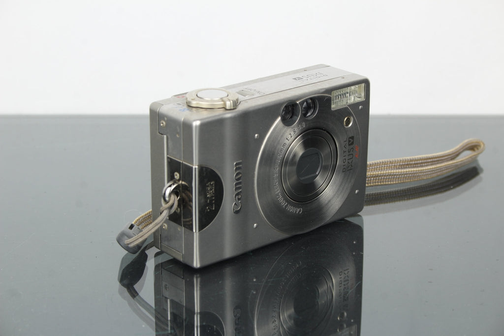 Canon Digital IXUS V - Dutch|Thrift