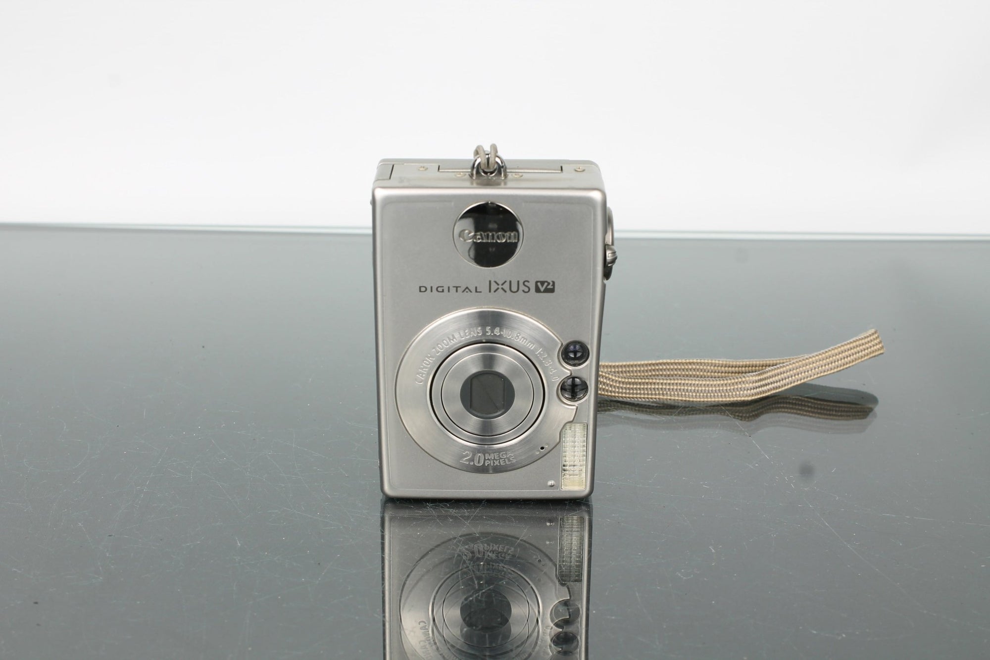Canon Digital IXUS V2 - Dutch|Thrift