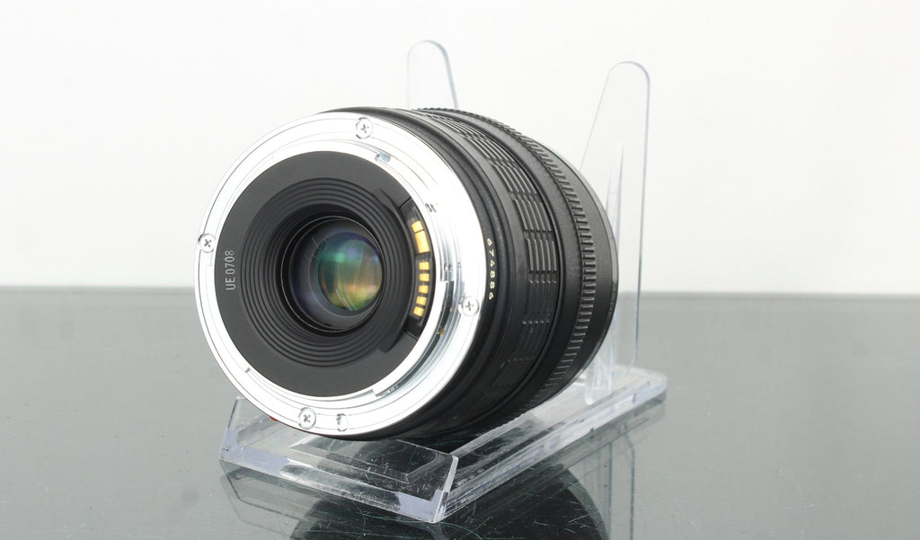 Canon EF 35 - 105mm 1:3.5 - 4.5 (EF Mount) - Dutch|Thrift