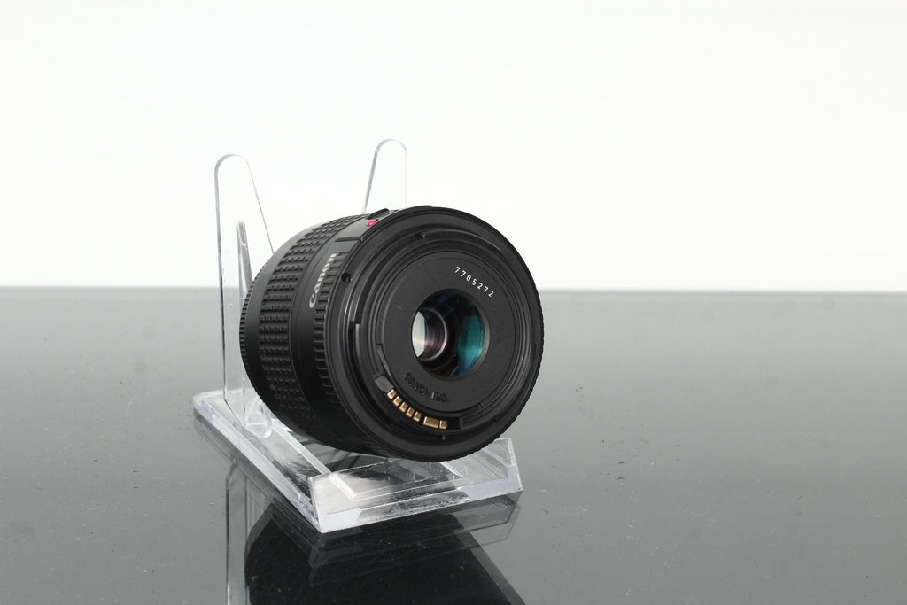 Canon EF 35 - 80mm 1:4.5 - 5.6 Zoom Lens - Dutch|Thrift