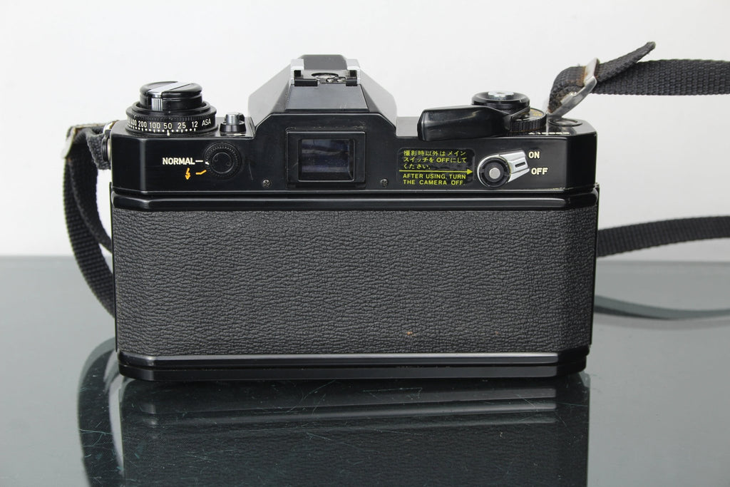 Canon EF + 50mm 1.8 FD lens - Dutch|Thrift