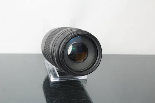 Canon EF 75 - 300mm 1:4 - 5.6 III (EF Mount) - Dutch|Thrift