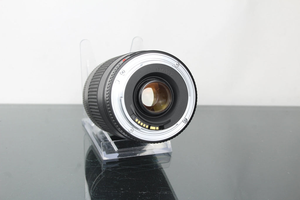 Canon EF 75 - 300mm 1:4 - 5.6 III (EF Mount) - Dutch|Thrift