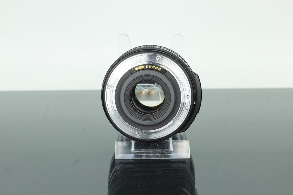 Canon EF - S 17 - 85mm f/4 - 5.6 IS USM - Dutch|Thrift