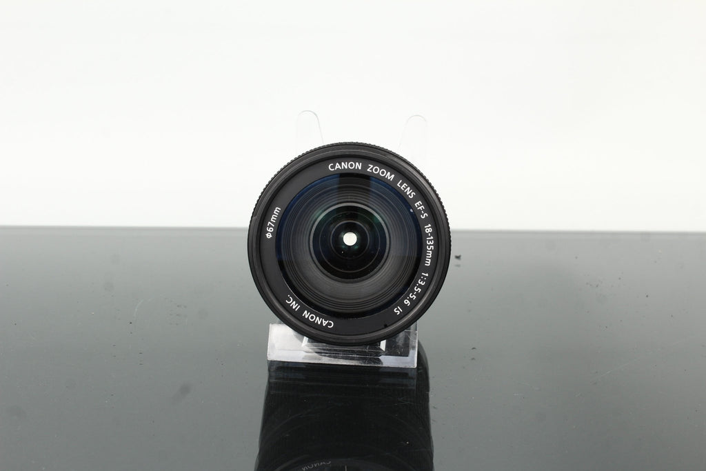 Canon EF - S 18 - 135mm f/3.5 - 5.6 IS - Dutch|Thrift
