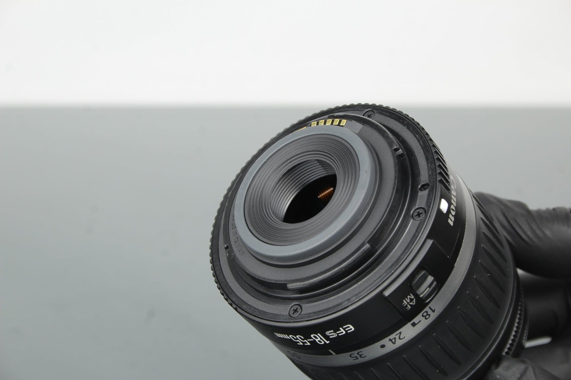 Canon EF - S 18 - 55mm 1:3.5 - 5.6 EF - S mount - Dutch|Thrift