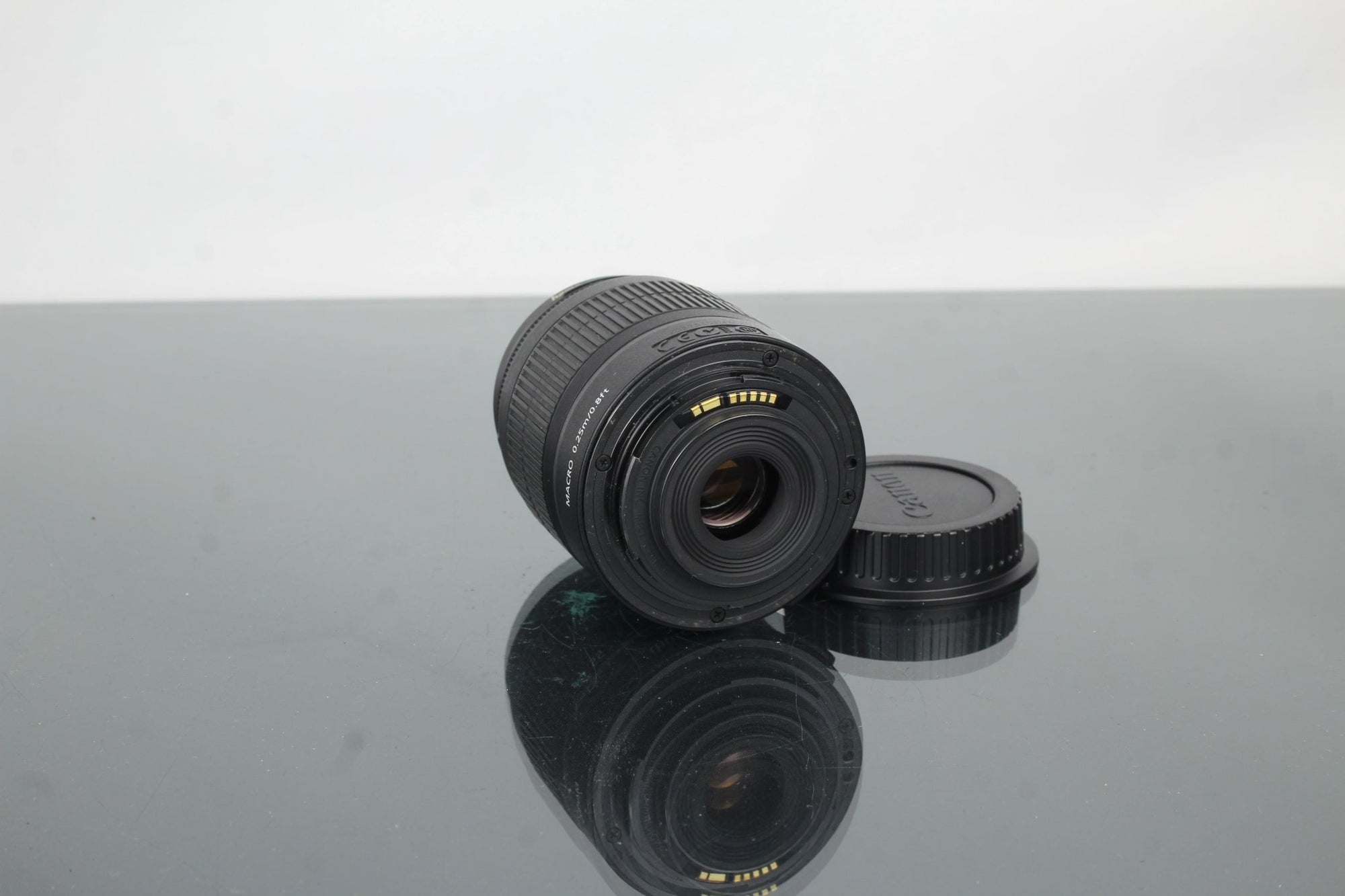 Canon EF - S 18 - 55MM 1:3.5 - 5.6 EF - S Mount - Dutch|Thrift