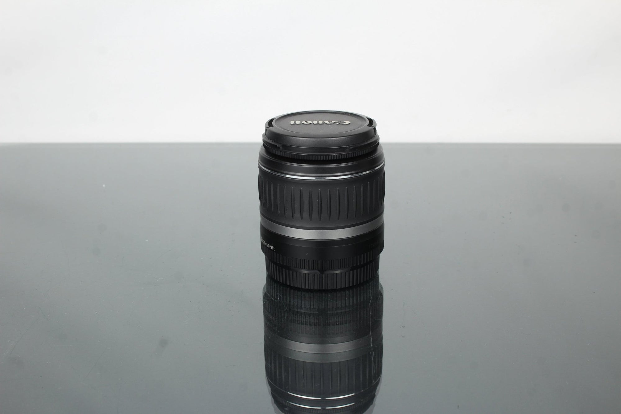 Canon EF - S 18 - 55mm 1:3.5 - 5.6 EF - S mount - Dutch|Thrift