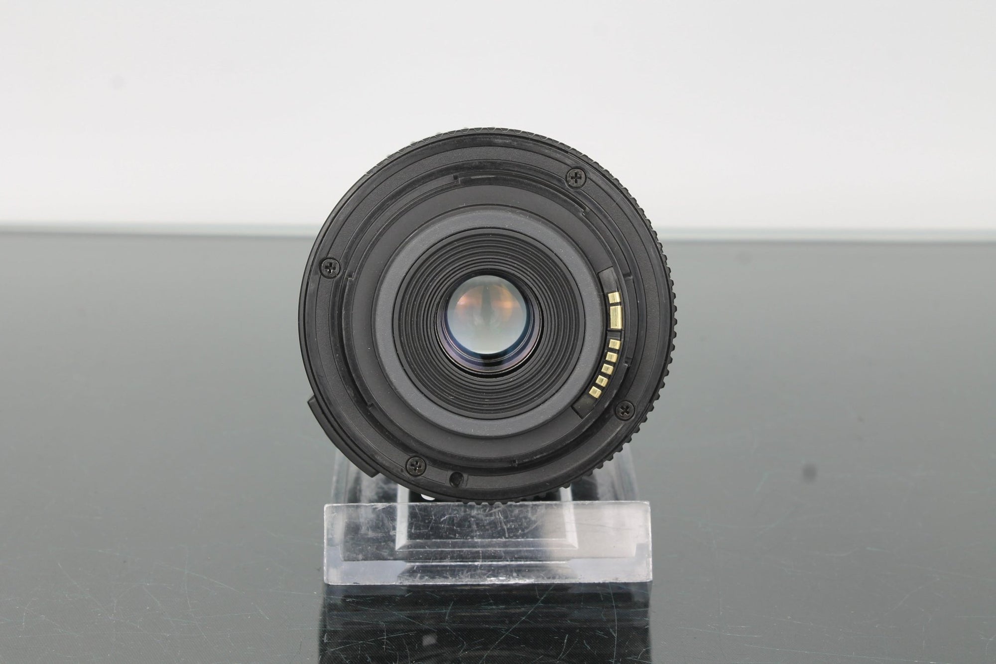 Canon EF - S 18 - 55mm f/3.5 - 5.6 - Dutch|Thrift